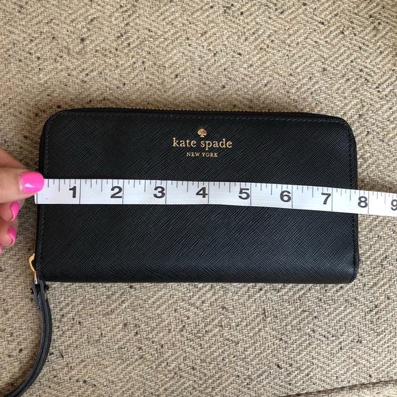 SOLD Kate Spade Wristlet Wallet - Picture 8 of 8
